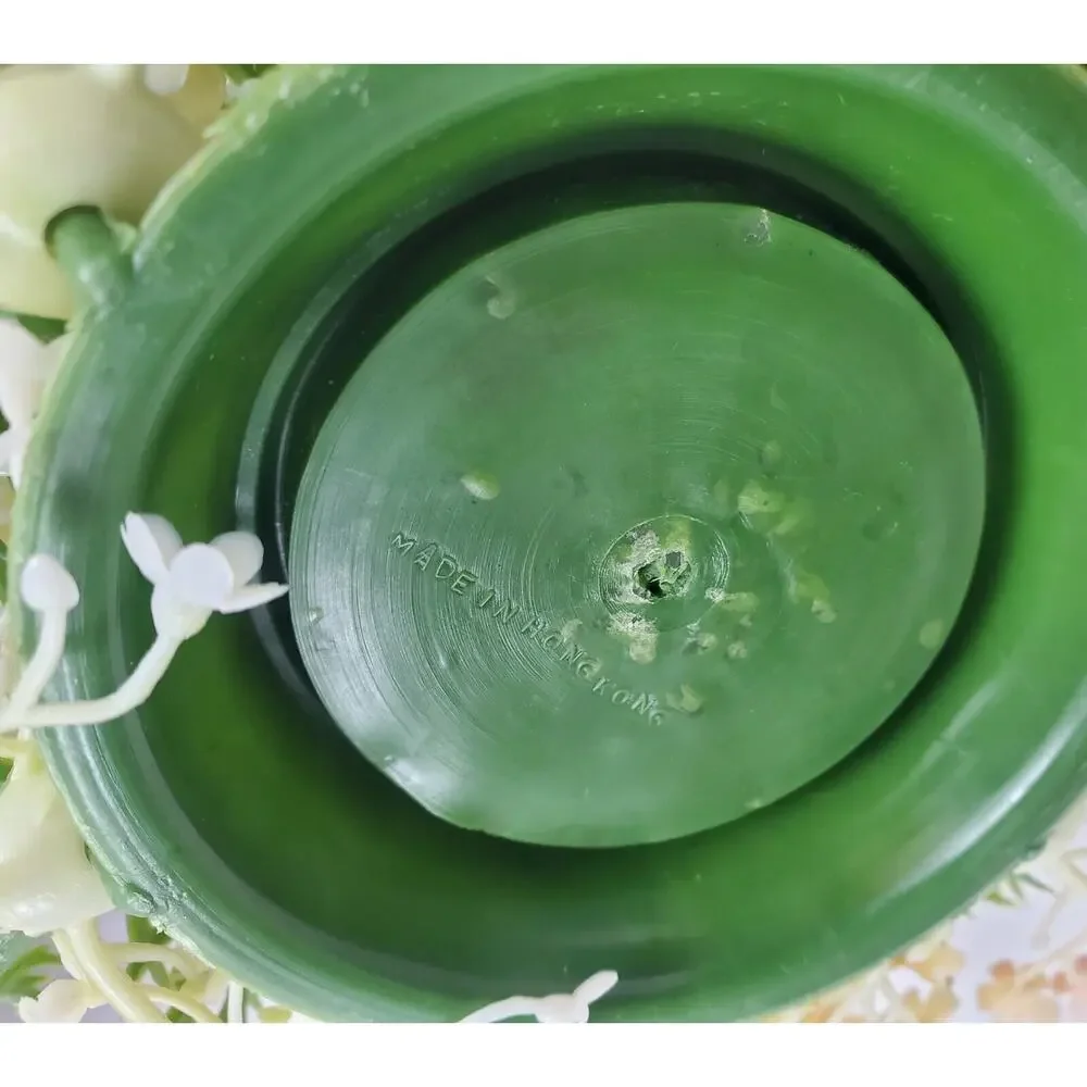 Vintage MCM Green White Mod Flower Plastic Arrangement Floral Ring 70s Hong Kong